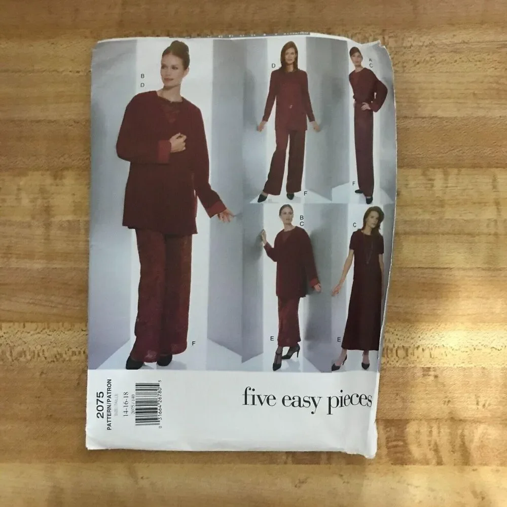 #2075 Vogue  sewing pattern Separates top, tunic pants, Waist skirt size 14-18